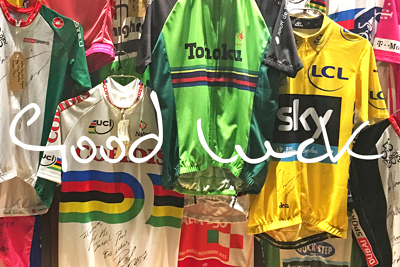 ポール スミス氏所有のジャージコレクションが仙台店で展示 マイヨジョーヌなど30点 スポエンcycle