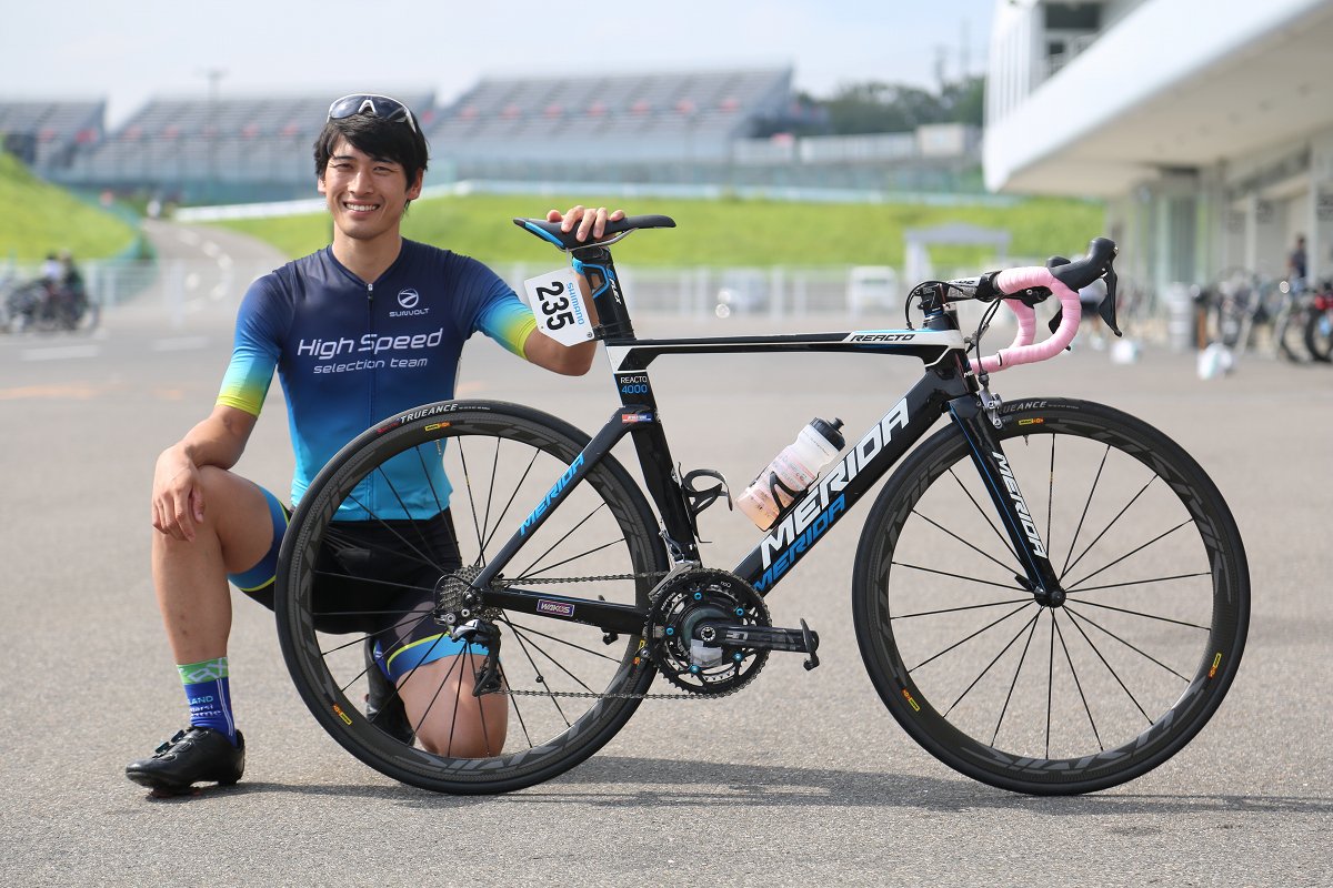 シマノ鈴鹿ロードを駆けたこだわりの愛車を紹介 ～男性ライダー編